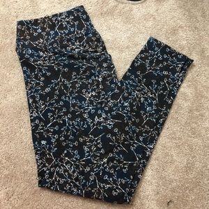 LuLaRoe TC Floral Leggings
